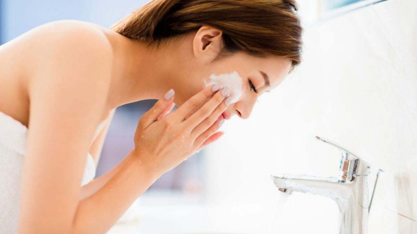  Sebamed Clear Face pena za čišćenje lica, za zdravu i čistu kožu